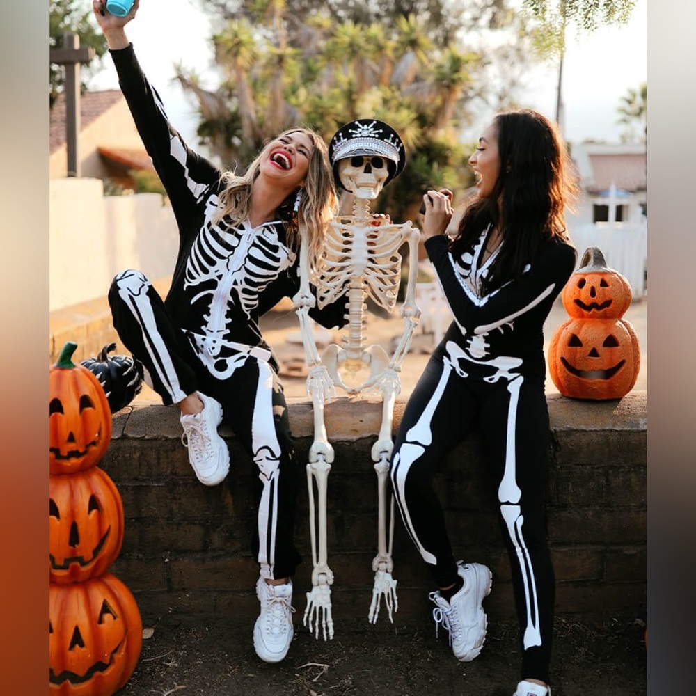 💀New! Tipsy Elves Unisex Skeleton Thick Onesie - Picture 5 of 16